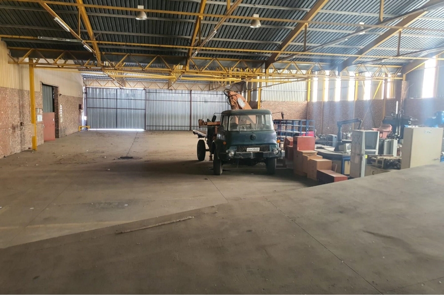 To Let commercial Property for Rent in Perseverance Industrial Eastern Cape